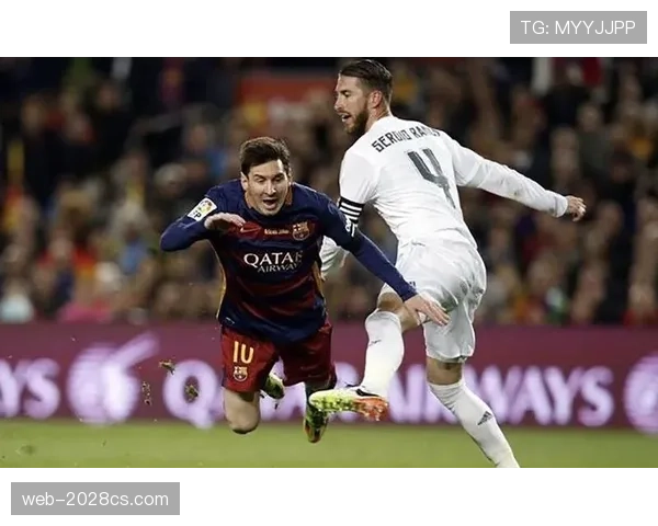 先踢到球就一定不犯规？规则拆解防守动作的合法性边界