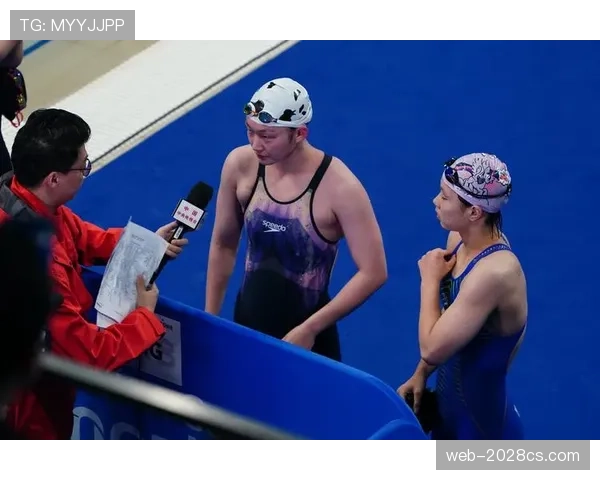 李冰洁训练室的水壶比我家冰箱还贵？？？